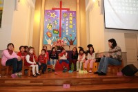 主日學兒童獻唱「聖嬰孩主耶穌」